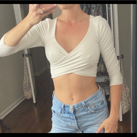 *BUNDLE*** 6 shirts size small - Picture 2 of 10